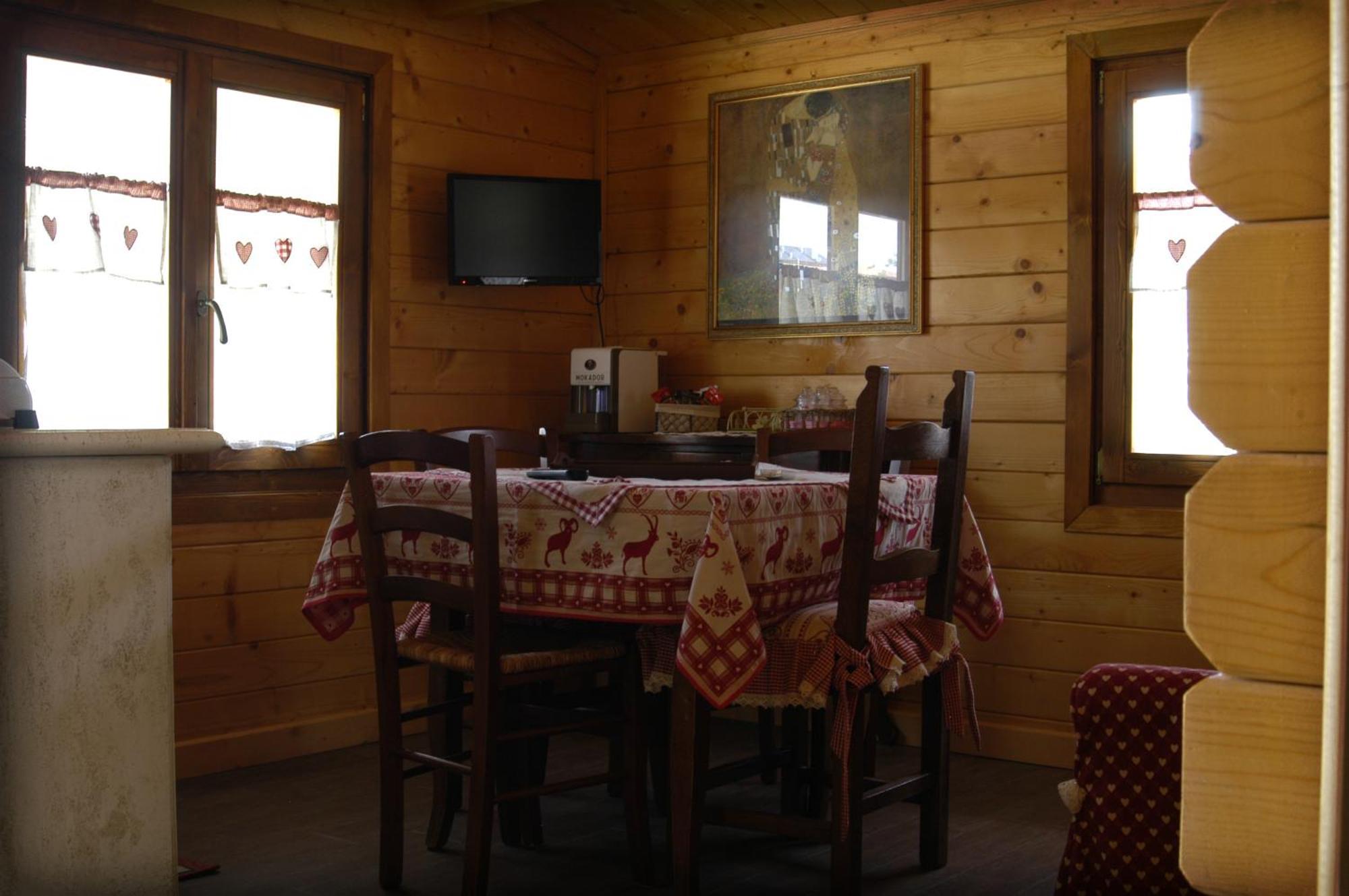 Bosco D'Olmi Country House Sant'Andrea del Garigliano Eksteriør billede